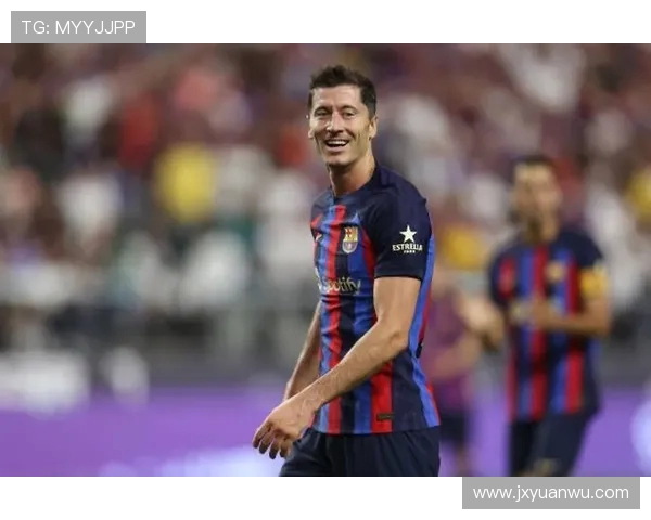 扎哈维透露莱万尚未决定未来动向目前未收到任何球队正式报价