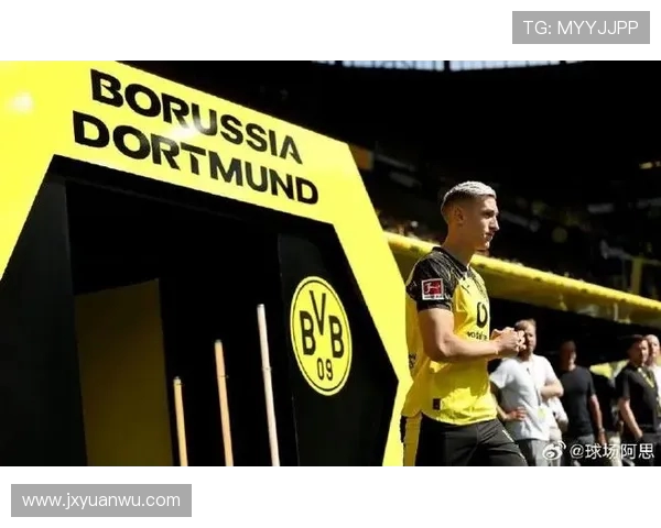 拜仁尚未就施洛特贝克转会与多特正式接触德媒称谈判仍处初步阶段 拜仁尚未就施洛特贝克转会与多特正式接触德媒称谈判仍处初步阶段